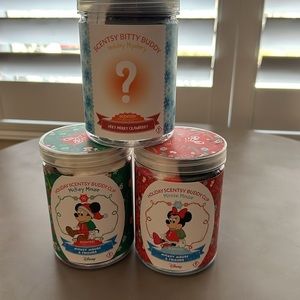 NIP Scentsy  Buddy Mickey Mouse • Minnie Mouse• Very Merry Cranberry Bundle